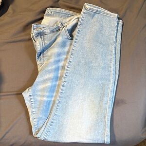 Women's Light Blue Jeans